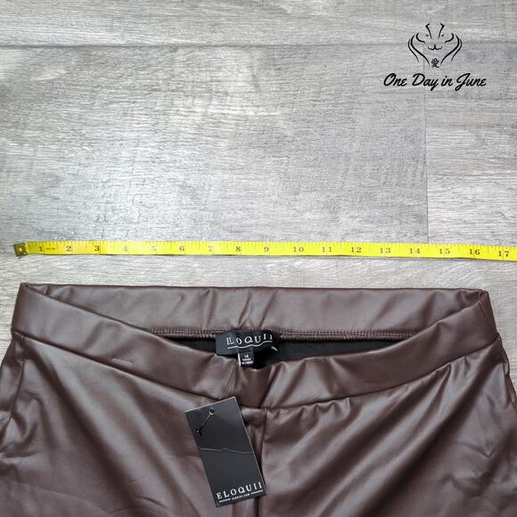 Eloquii Faux Leather Pull On Slim Pants Size 14 - Picture 3 of 6